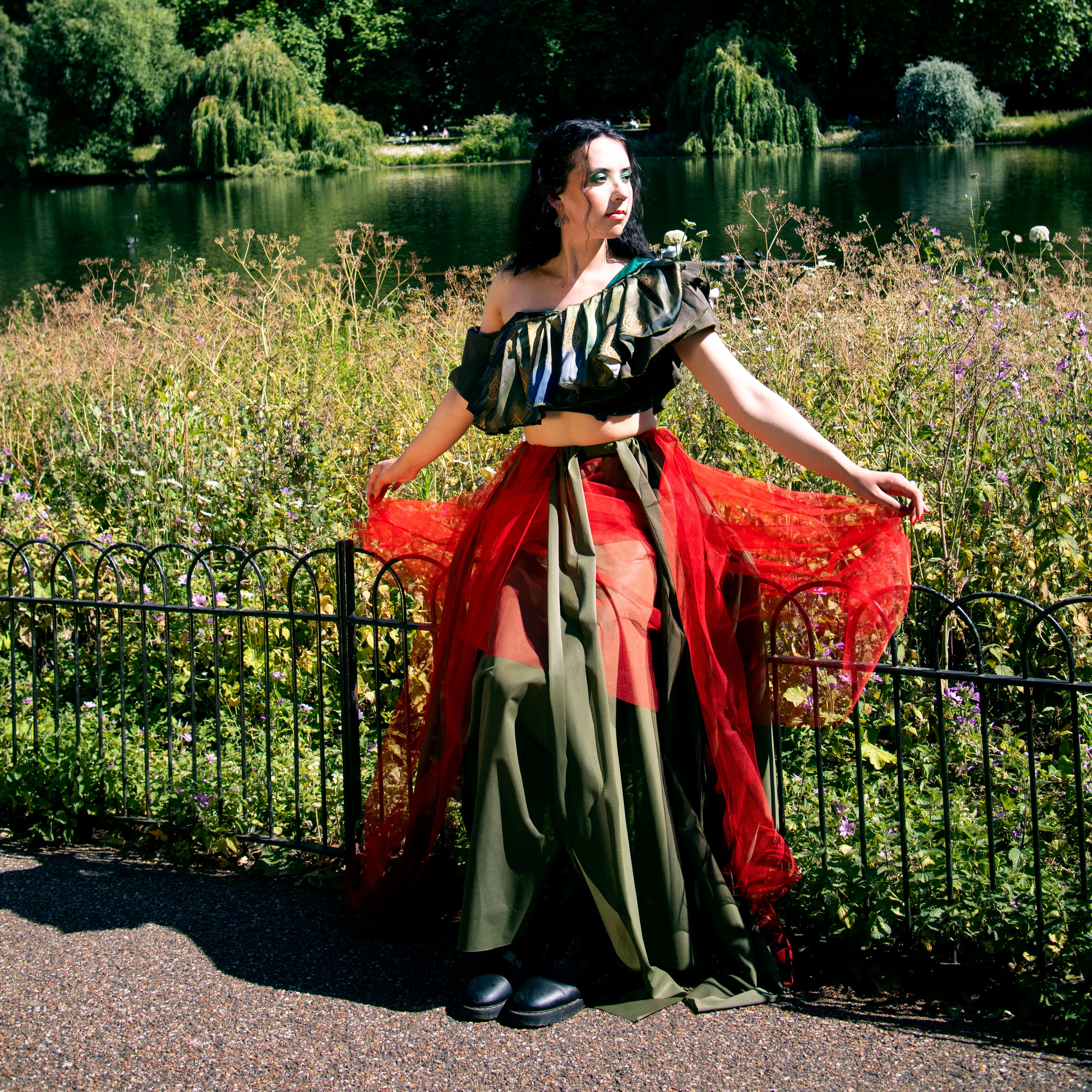 Kelly Oozageer – Cassine