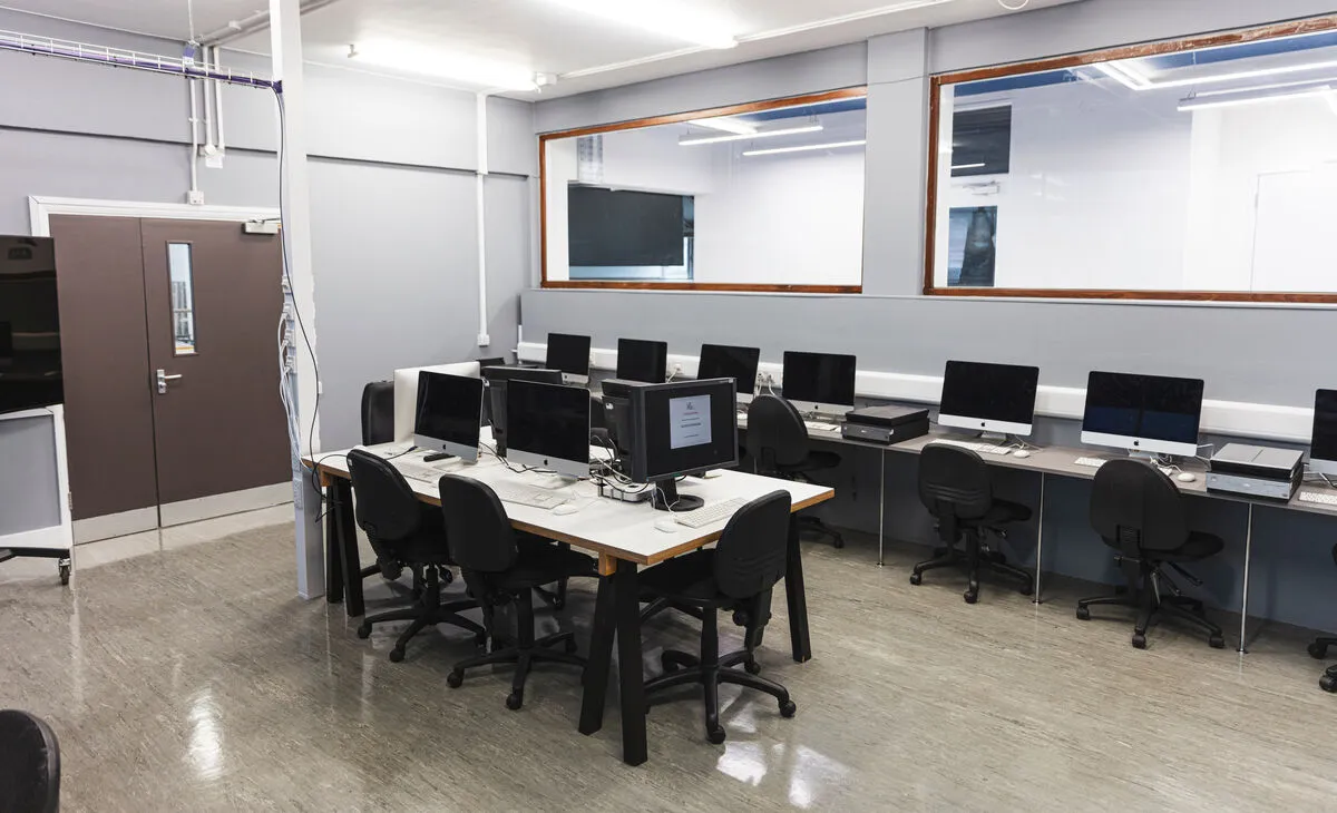 Interior of the Fashion Photography IT Suite