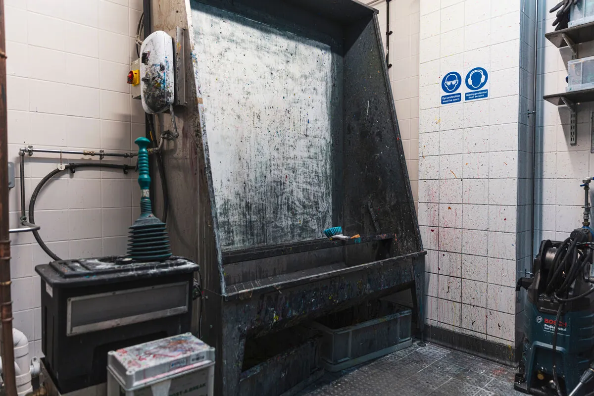 Interior of the Screen Washout Room