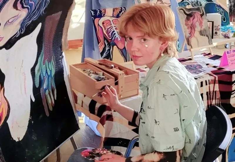 Eli D in her studio