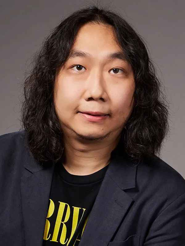 Dr Ronald Mo
