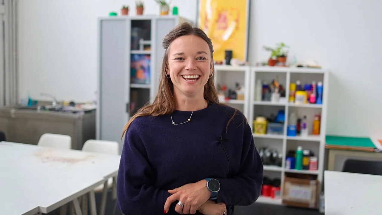 Thumbnail for Illustration Portfolio Advice video