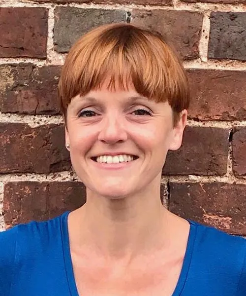 Dr Sarah  Scarsbrook