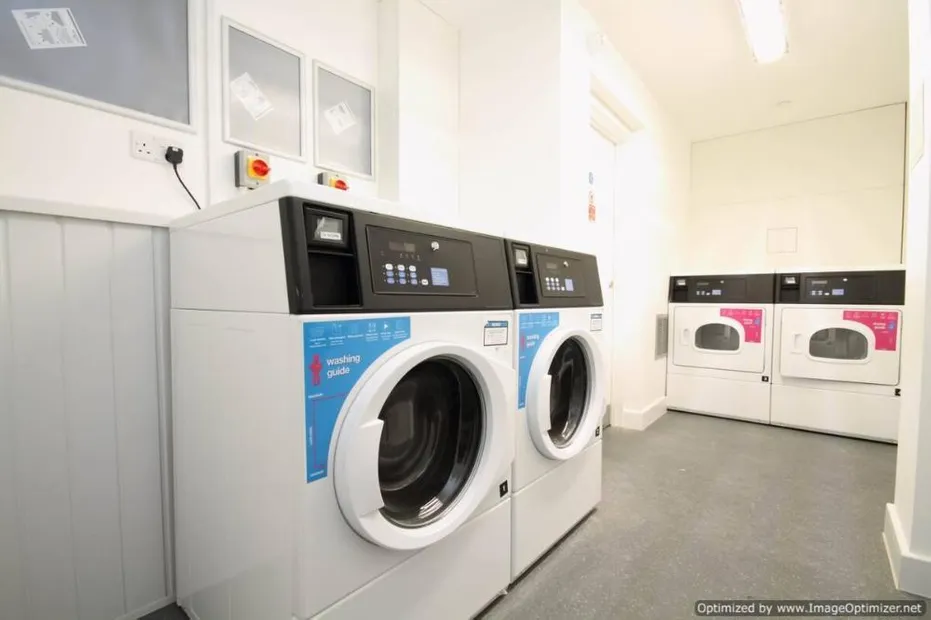 Crossways House, Epsom, Accommodation: Laundry room