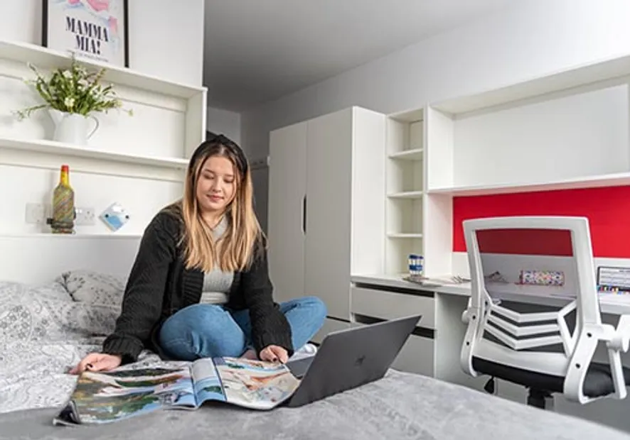 Bedroom, student accommodation, Farnham