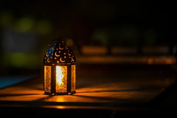 An image of a lantern for Ramadan.