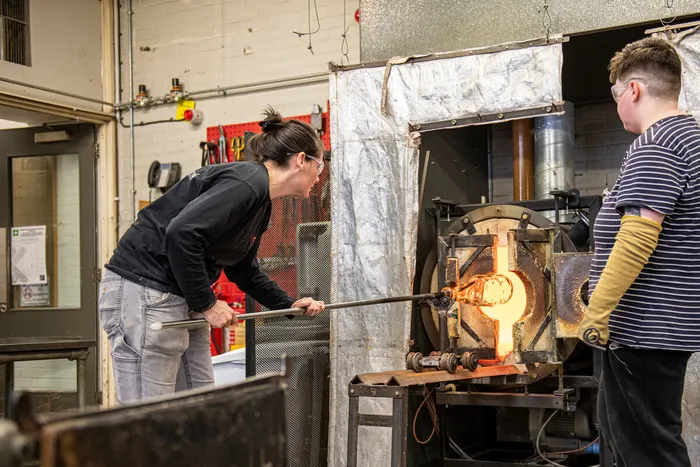 Glass hot shop, UCA Farnham