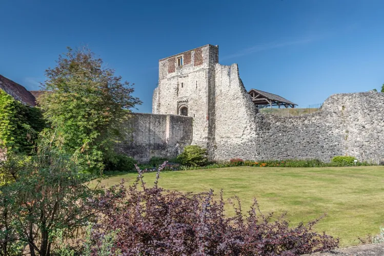 Farnham Castle